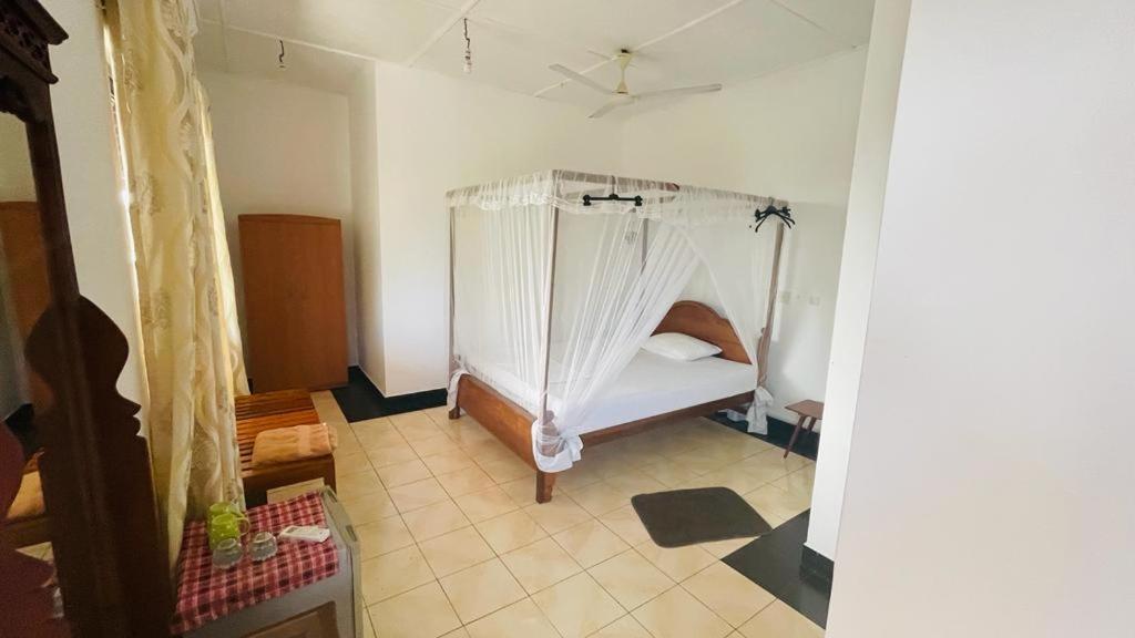 Sunny Mood Guest House Unawatuna Exterior foto